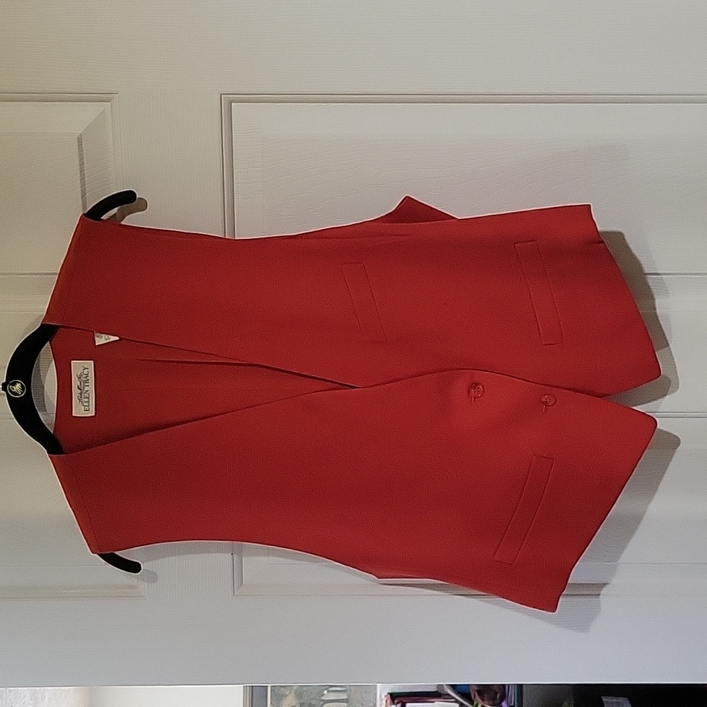 Ellen Tracey  Red Vest Size 14 Not New